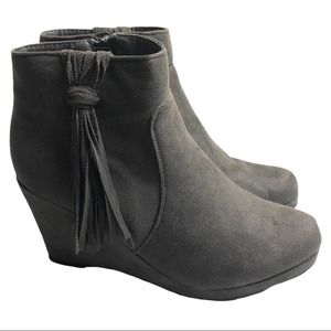 JC GrayTassel Wedge Booties